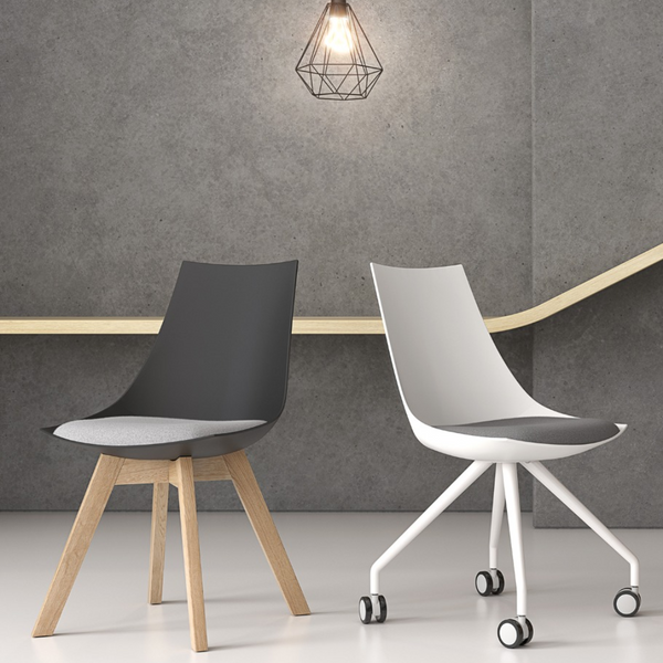 Luna Meeting Room Castor Chair