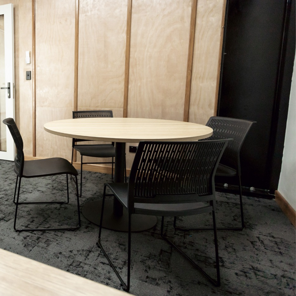 Polo Meeting Table 1200mm Round Black Base