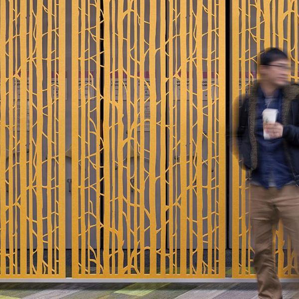 Cascade Static Ceiling Hung Screen