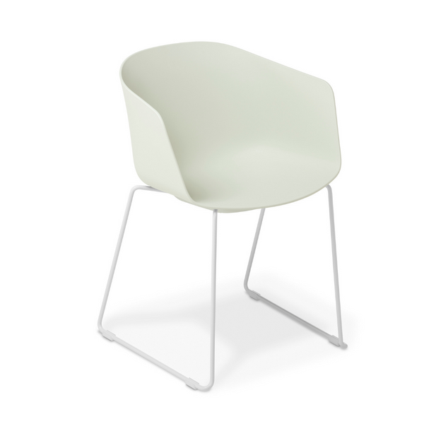 Max Tub Chair With Sled Base